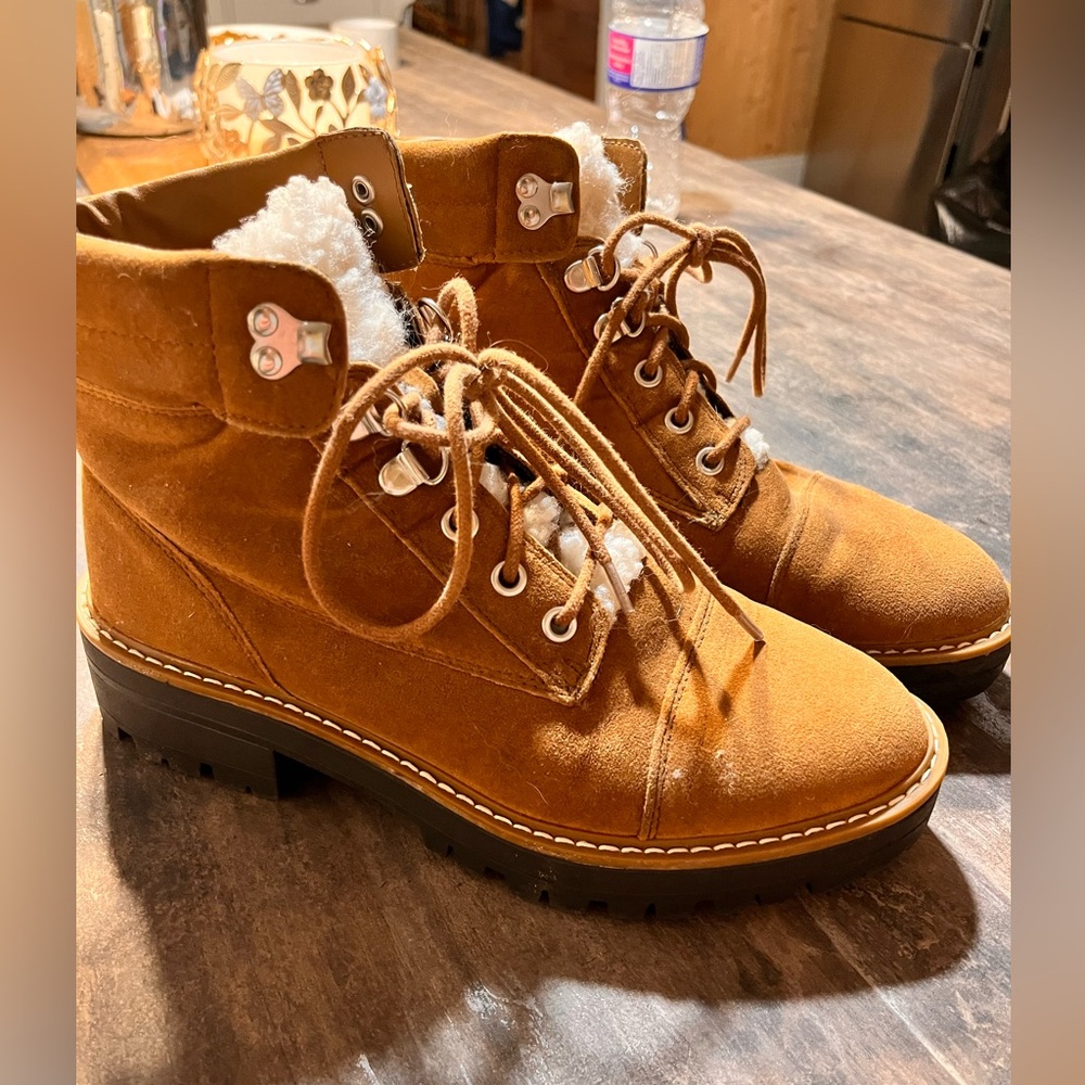 Boots with Sherpa